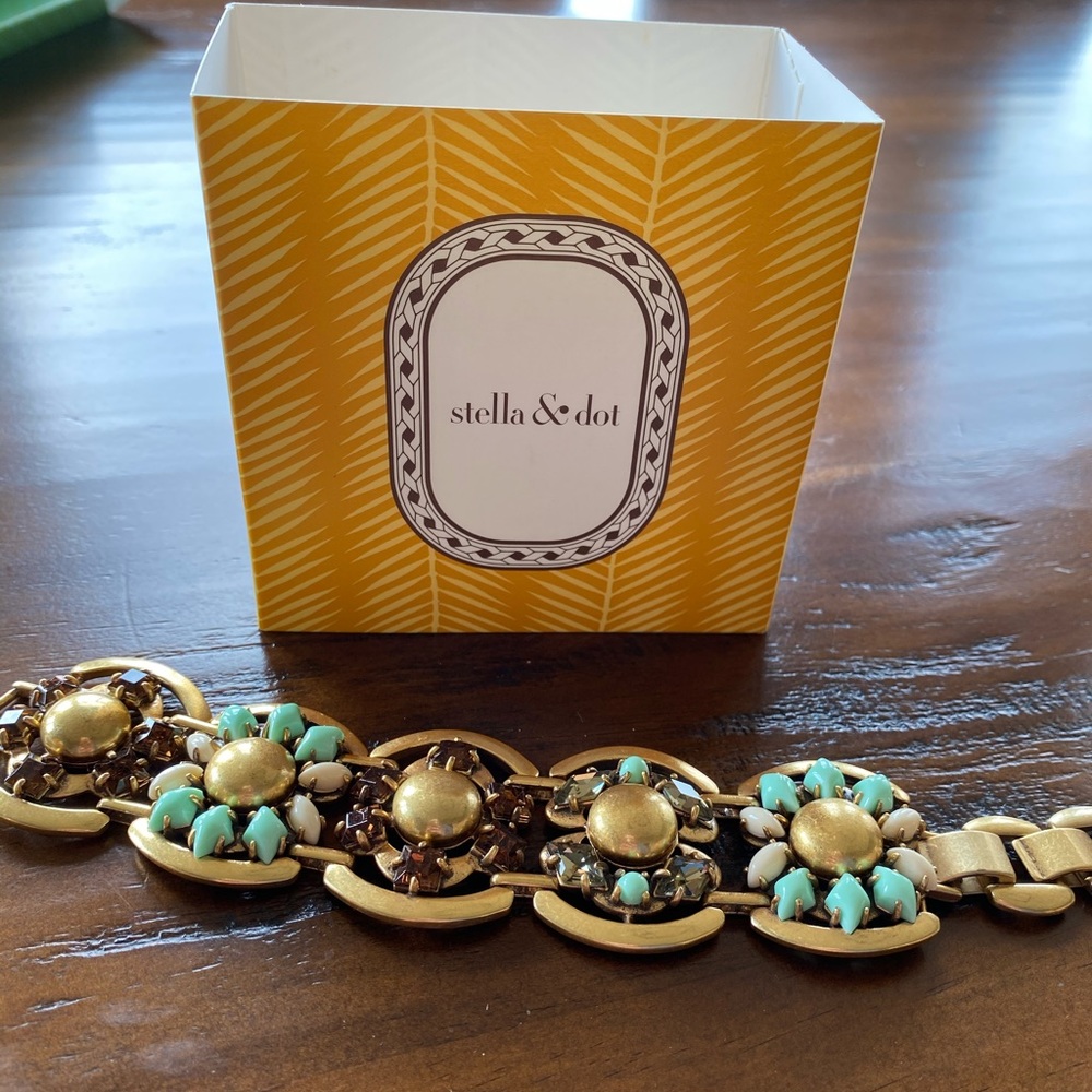 Stella & Dot Becca Bracelet Mint
